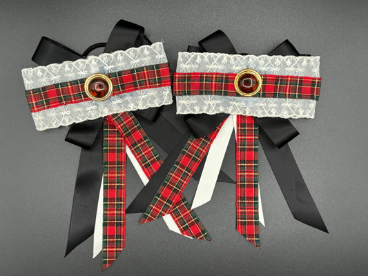 Holly Show Bows