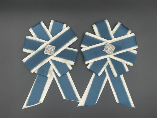 Leonie Show Bows